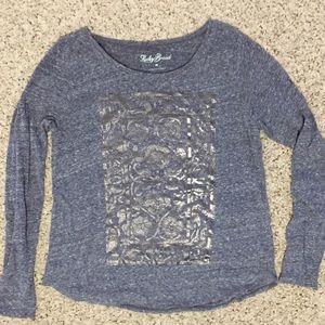 SALE 3 for $5 Lucky Brand Graphic Long Sleeve Top
